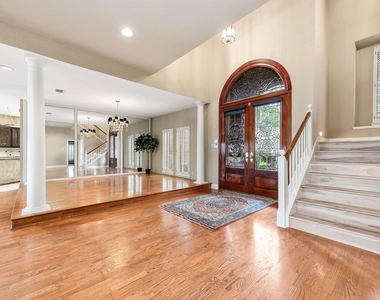3702 Belle Grove Ln - Photo Thumbnail 9
