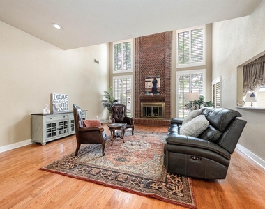 3702 Belle Grove Ln - Photo Thumbnail 6
