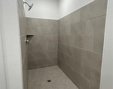 6706 Violet Clover Ave - Photo Thumbnail 15