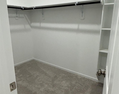 6706 Violet Clover Ave - Photo Thumbnail 16