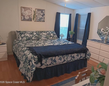 7597 Cedar Bark Road - Photo Thumbnail 13