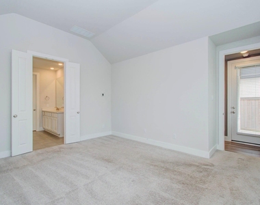 14910 Mossycup Spur Way - Photo Thumbnail 19