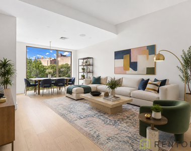 960 Franklin Avenue - Photo Thumbnail 1