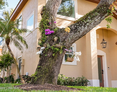 143 Caledonia Drive - Photo Thumbnail 5