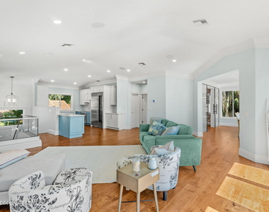 143 Caledonia Drive - Photo Thumbnail 14