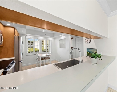 2050 Atlantic Street - Photo Thumbnail 7