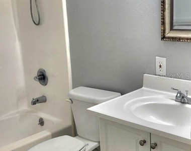 8215 Klondyke Street - Photo Thumbnail 7