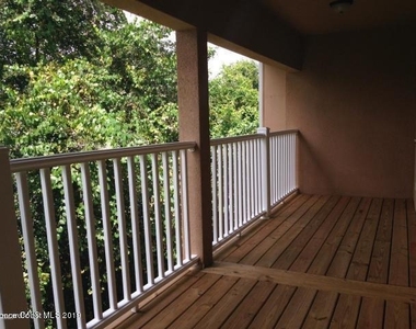 1410 Isabella Drive - Photo Thumbnail 8