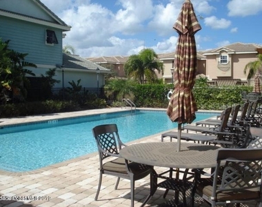 1410 Isabella Drive - Photo Thumbnail 11