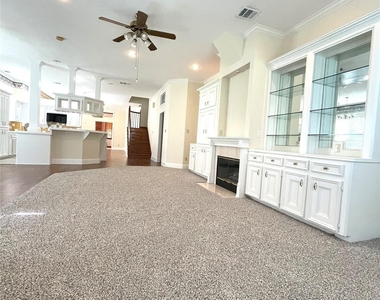 28 Waters Edge Street - Photo Thumbnail 8