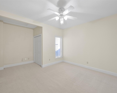 28 Waters Edge Street - Photo Thumbnail 14