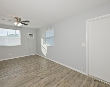 1956 Mcmullen Road - Photo Thumbnail 2