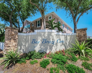 617 52nd Avenue N - Photo Thumbnail 49