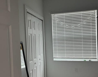 1800 Noel Place - Photo Thumbnail 18