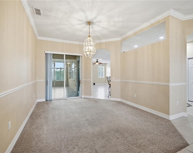 718 Bunker View Drive - Photo Thumbnail 4