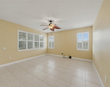 718 Bunker View Drive - Photo Thumbnail 6