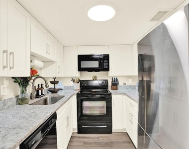 1707 E New Orleans Avenue - Photo Thumbnail 5