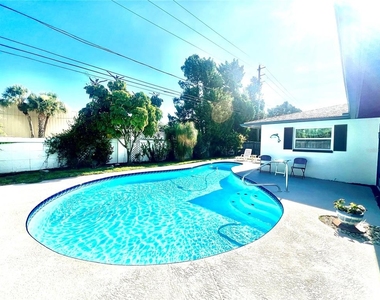 2066 Druid Park Drive N - Photo Thumbnail 24