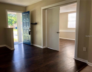 4106 W Oklahoma Avenue - Photo Thumbnail 7