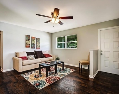 4106 W Oklahoma Avenue - Photo Thumbnail 1