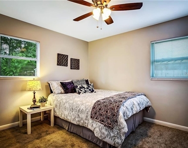 4106 W Oklahoma Avenue - Photo Thumbnail 9