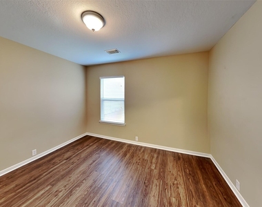 11831 Brantley Haven Drive - Photo Thumbnail 10