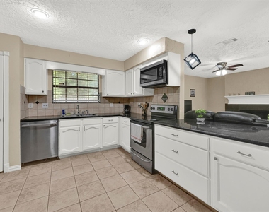 14102 Sylvia Drive - Photo Thumbnail 21