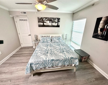 4908 38th Way S - Photo Thumbnail 15
