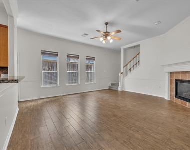 2614 Shady Acres Court - Photo Thumbnail 6