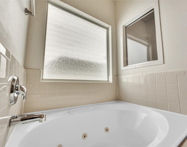 2614 Shady Acres Court - Photo Thumbnail 31