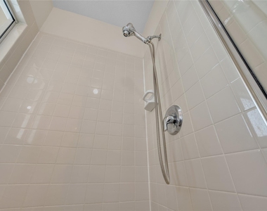 2614 Shady Acres Court - Photo Thumbnail 32