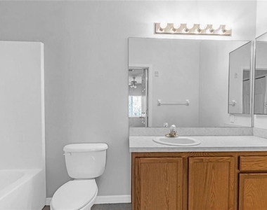 9519 Newdale Way - Photo Thumbnail 11