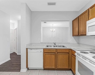 9519 Newdale Way - Photo Thumbnail 2