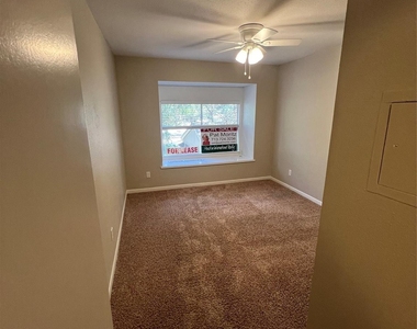 2265 W Settlers Way Way - Photo Thumbnail 17