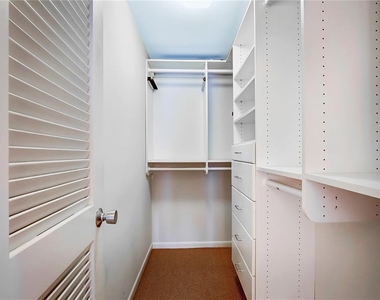 1 Beach Drive Se - Photo Thumbnail 9