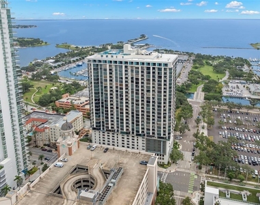 1 Beach Drive Se - Photo Thumbnail 33