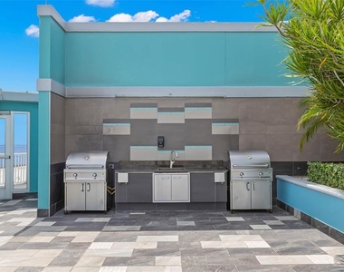 1 Beach Drive Se - Photo Thumbnail 19