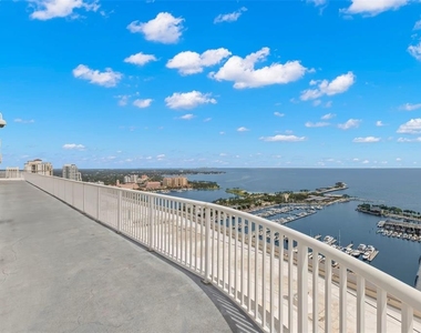 1 Beach Drive Se - Photo Thumbnail 20