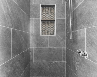 147 9th Street W - Photo Thumbnail 13