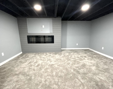 1418 Grove Street - Photo Thumbnail 15