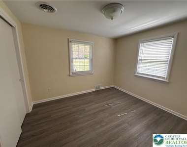 3676 Lower Saucon Road - Photo Thumbnail 14