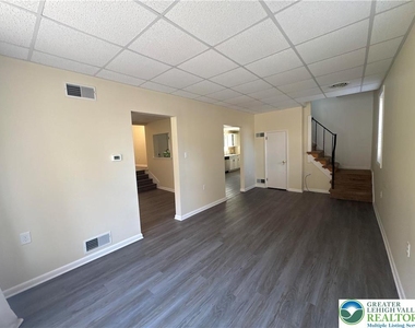 3676 Lower Saucon Road - Photo Thumbnail 18