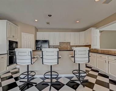 14303 Reissen Lane - Photo Thumbnail 15