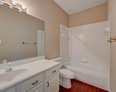 14303 Reissen Lane - Photo Thumbnail 20