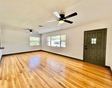 1535 Grove Street - Photo Thumbnail 4