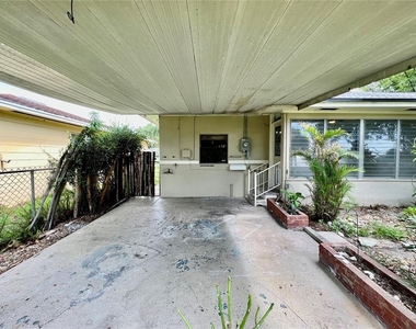 1535 Grove Street - Photo Thumbnail 2