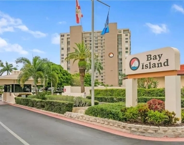 7400 Sun Island Drive S - Photo Thumbnail 1
