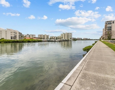 7400 Sun Island Drive S - Photo Thumbnail 41