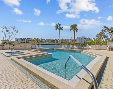 7400 Sun Island Drive S - Photo Thumbnail 42