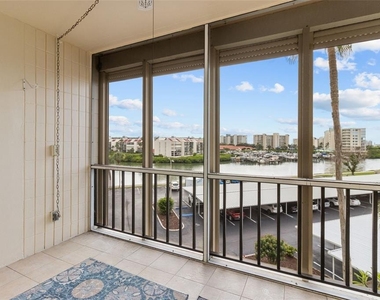 7400 Sun Island Drive S - Photo Thumbnail 29